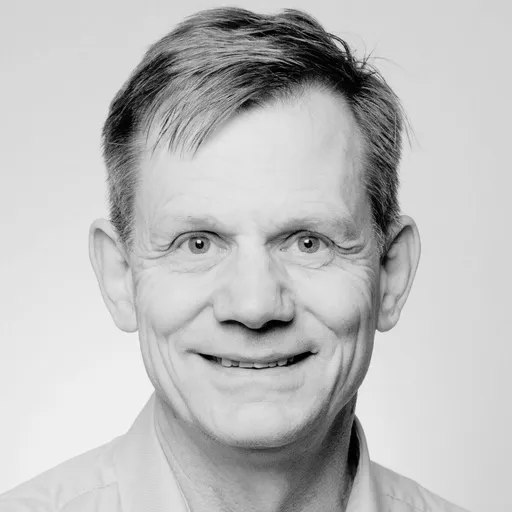 Portrait of Professor Robin Cleveland